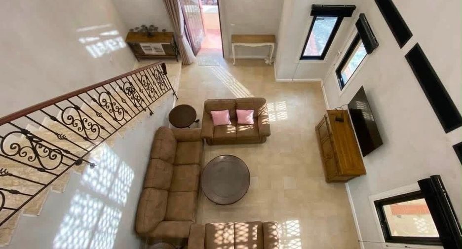 For rent 3 bedrooms villa in Sattahip, Chonburi