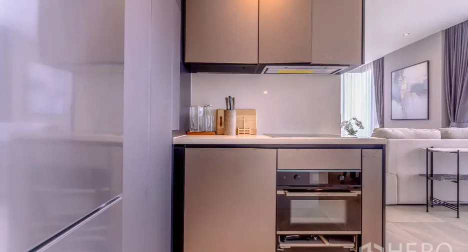 For rent and for sale 3 bedrooms condo in Khlong Toei, Bangkok
