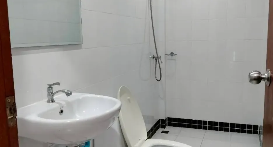 Büro zur Miete mit 2 Zimmer in Watthana, Bangkok
