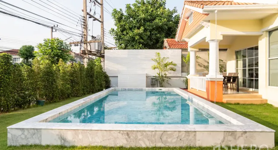 For rent 3 bedrooms house in Thanyaburi, Pathum Thani