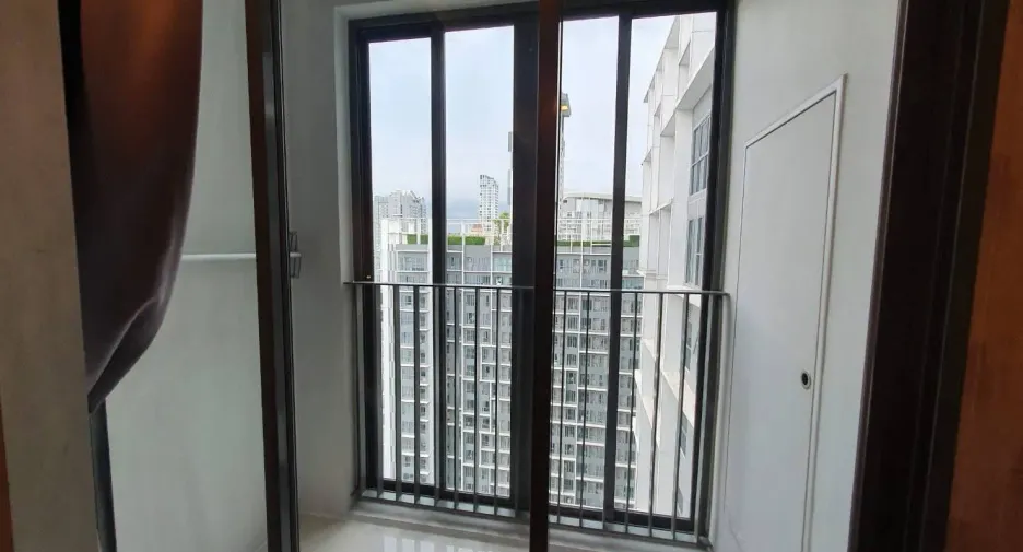 Wohnung zum Kauf und zur Miete mit 1 Zimmer in Phra Khanong, Bangkok
