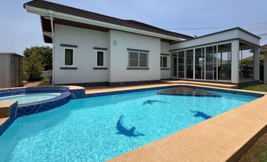 Villa zum Kauf mit 3 Zimmer in Pran Buri, Prachuap Khiri Khan