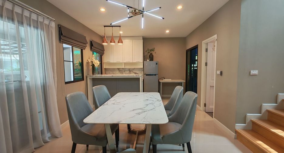 For sale and for rent 4 bedrooms house in Bang Phli, Samut Prakan