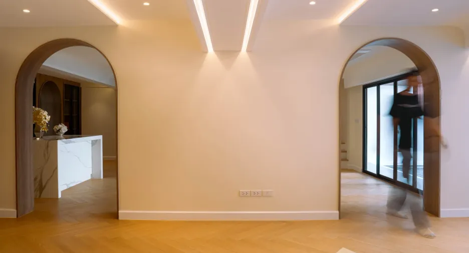 For sale 4 bedrooms house in Phra Khanong, Bangkok