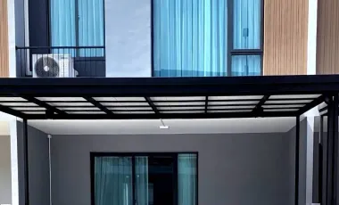 出租 3 卧室 联排别墅 在 Bang Phli, Samut Prakan