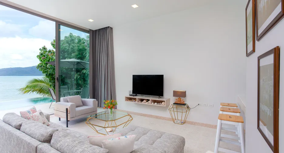 For rent 3 bedrooms villa in Mueang Phuket, Phuket