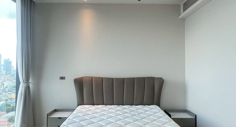 For rent 3 bedrooms condo in Bang Kho Laem, Bangkok