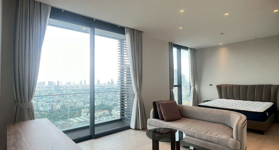 For rent 3 bedrooms condo in Bang Kho Laem, Bangkok
