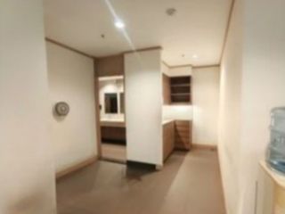 Büro zur Miete in Huai Khwang, Bangkok