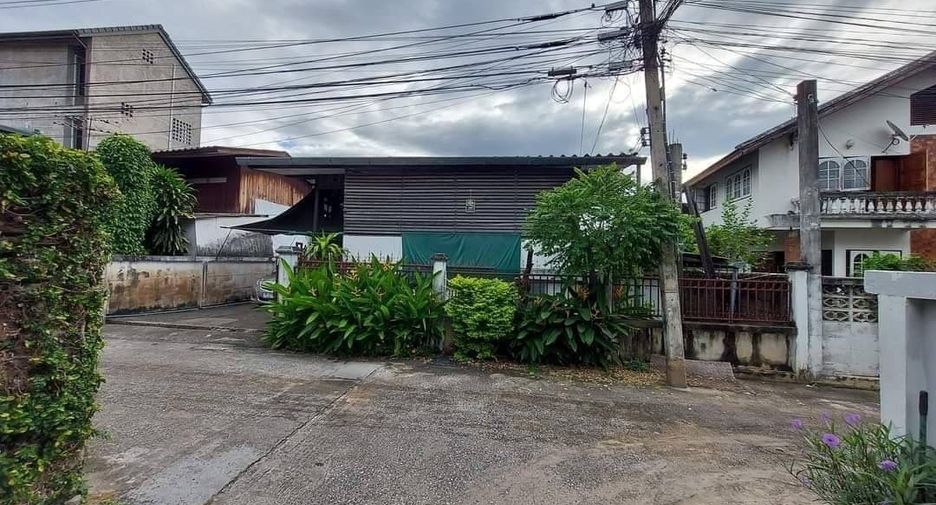 Haus zum Kauf mit 3 Zimmer in Mueang Chiang Mai, Chiang Mai