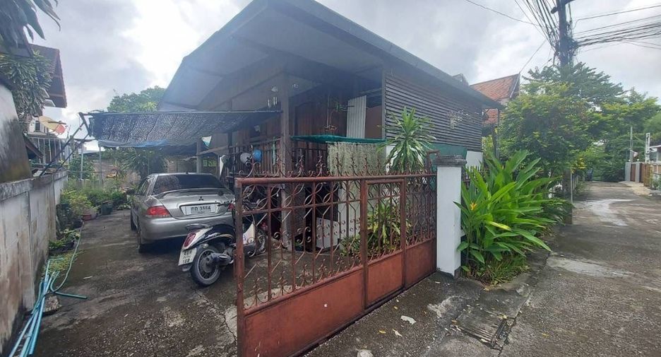 Haus zum Kauf mit 3 Zimmer in Mueang Chiang Mai, Chiang Mai
