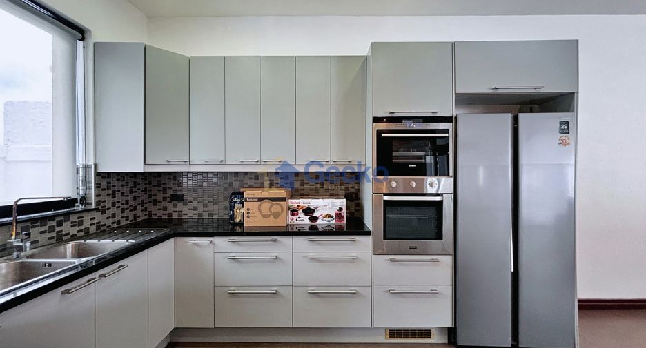 À vendre 2 chambres maison à Bang Lamung, Chonburi