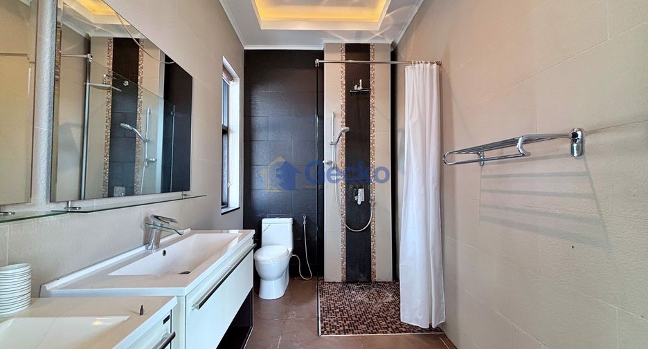 À vendre 2 chambres maison à Bang Lamung, Chonburi