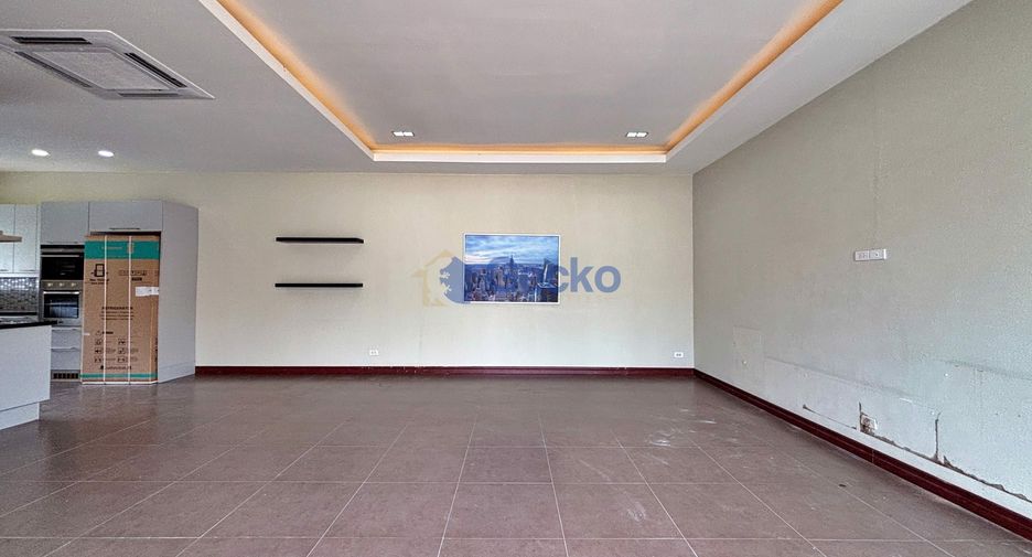 À vendre 2 chambres maison à Bang Lamung, Chonburi
