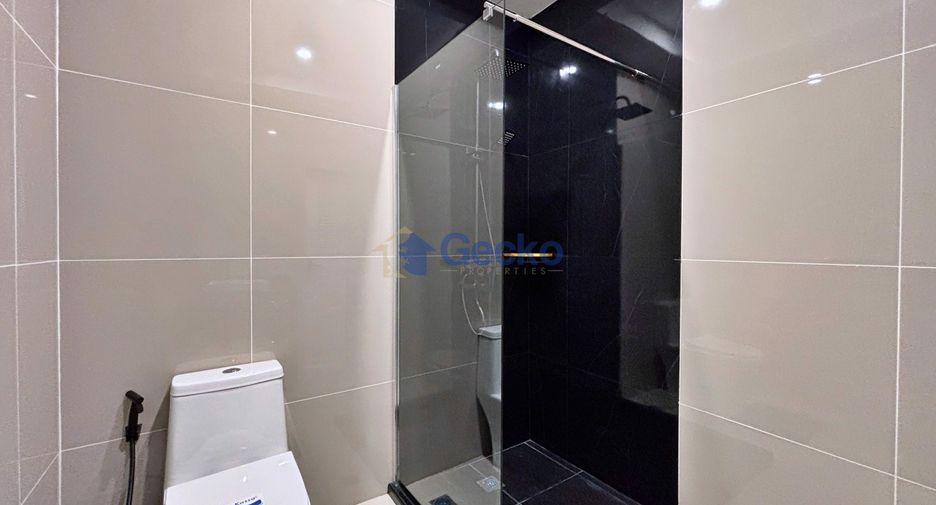 For sale 6 bedrooms house in Bang Lamung, Chonburi