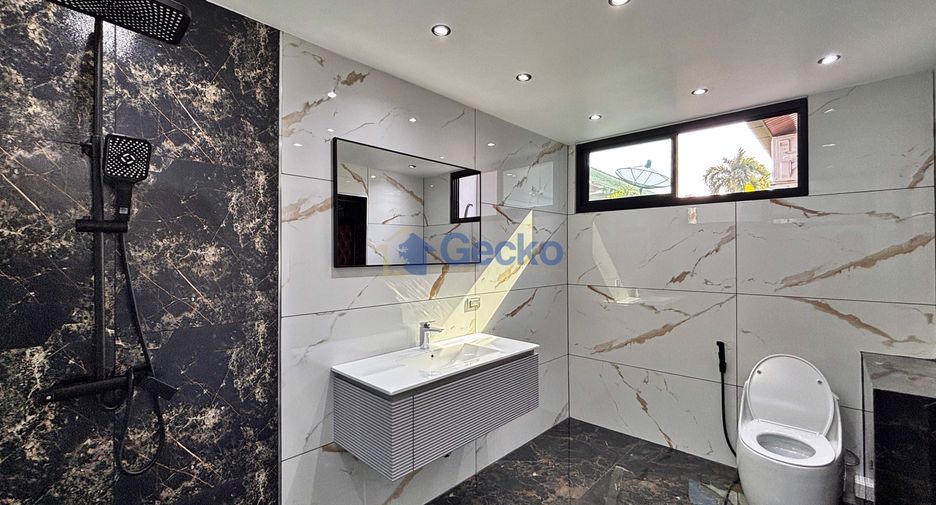 For sale 3 ベッドルーム house in Bang Lamung, Chonburi