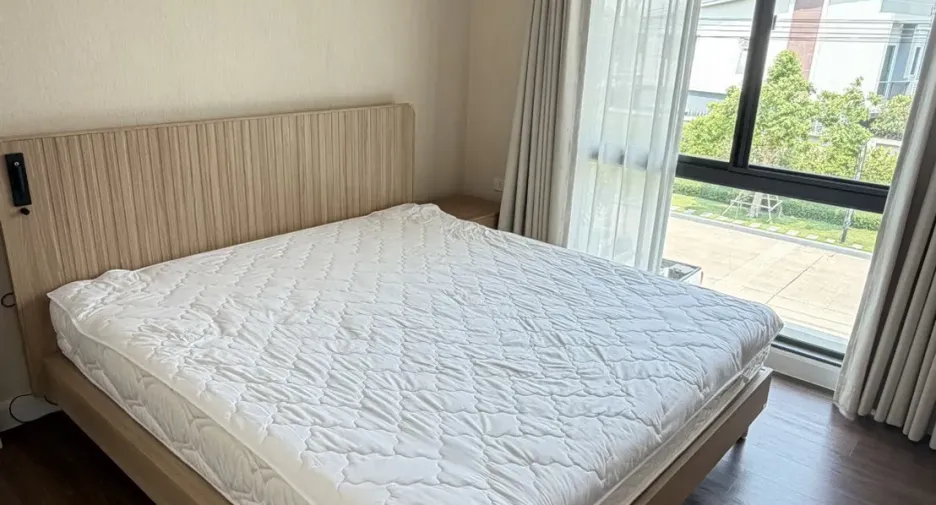 For sale 3 bedrooms house in Bang Phli, Samut Prakan