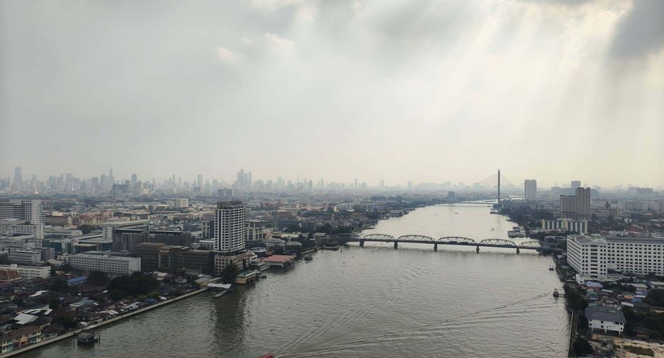 For sale and for rent 3 bedrooms condo in Bang Phlat, Bangkok