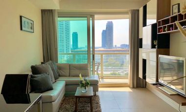For rent and for sale 1 bed condo in Sathon, Bangkok