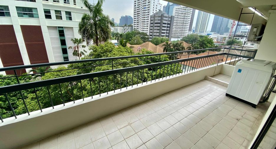 For rent 3 ベッドルーム condo in Watthana, Bangkok