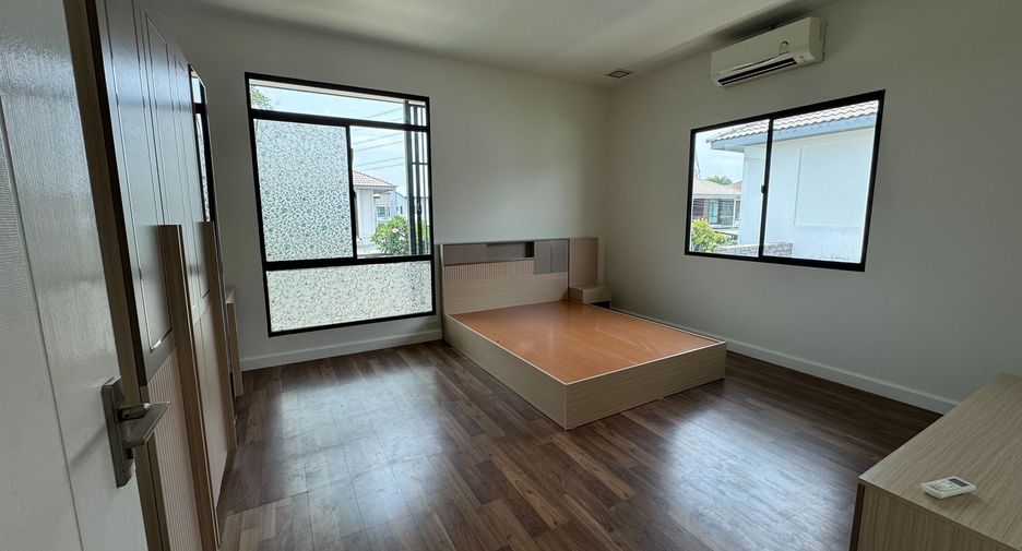 For rent 3 ベッドルーム house in Prawet, Bangkok