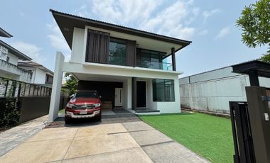 For rent 3 bedrooms house in Prawet, Bangkok