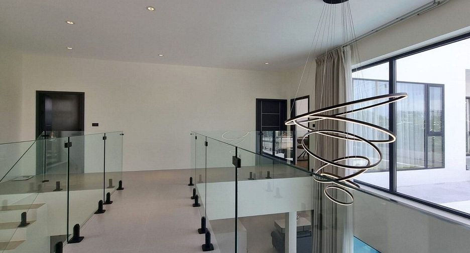 Villa en venta de 4 habitaciones en Mueang Phuket, Phuket