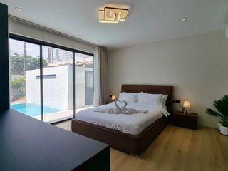 Villa zum Kauf mit 4 Zimmer in Mueang Phuket, Phuket