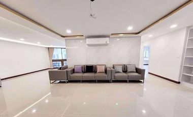 À vendre 3 chambres condo à Khlong Toei, Bangkok