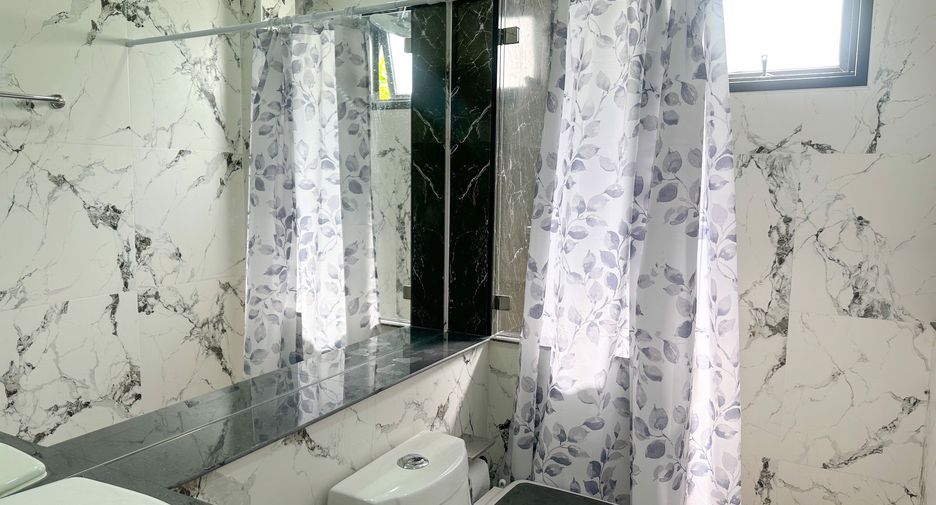 For sale 3 bedrooms house in Bang Lamung, Chonburi