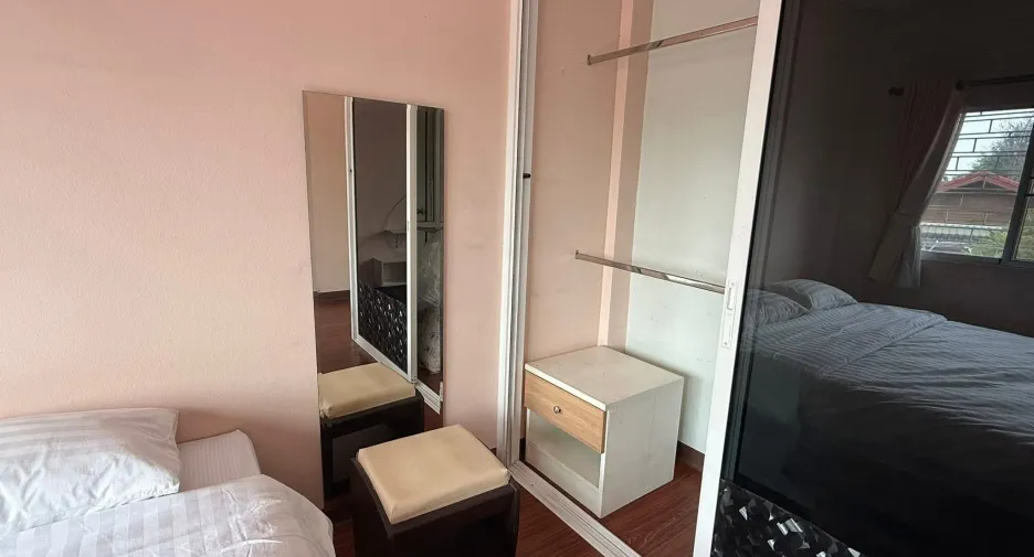 For rent 3 bedrooms townhouse in Mueang Chiang Mai, Chiang Mai