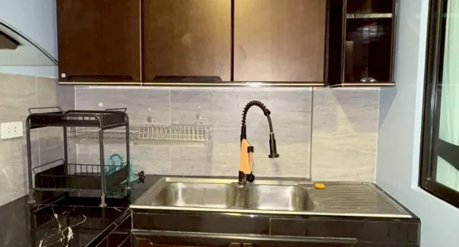 For sale 4 bedrooms townhouse in Lat Lum Kaeo, Pathum Thani