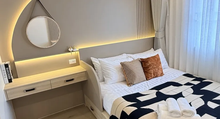 For sale 2 bedrooms condo in Yan Nawa, Bangkok