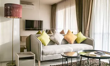 For rent 2 bedrooms condo in Pathum Wan, Bangkok