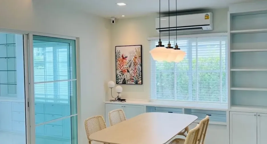 For rent 4 bedrooms house in Bang Phli, Samut Prakan