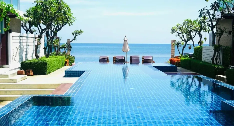 For sale 4 bedrooms villa in Cha Am, Phetchaburi