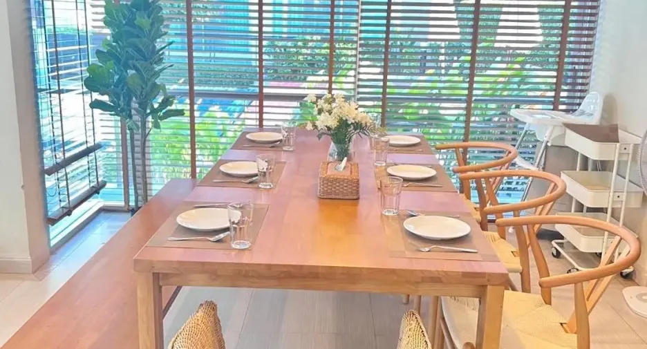 For sale 4 bedrooms villa in Cha Am, Phetchaburi