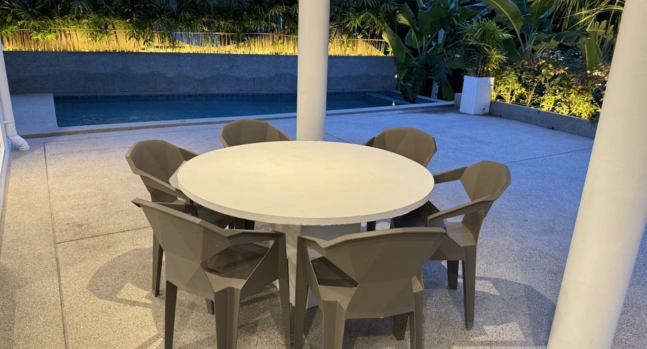 For rent 4 bedrooms villa in Ko Samui, Surat Thani