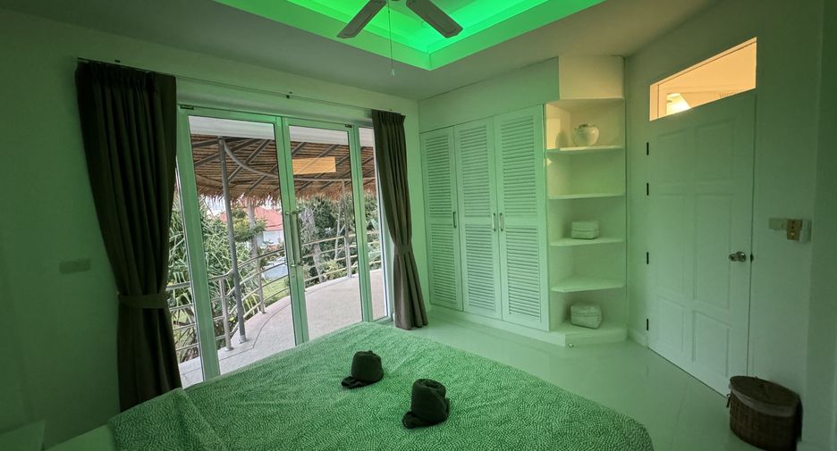 For rent 4 bedrooms villa in Ko Samui, Surat Thani