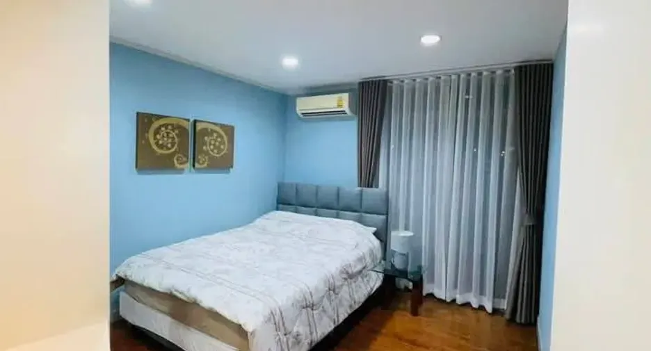 For rent 1 bed condo in Phra Khanong, Bangkok