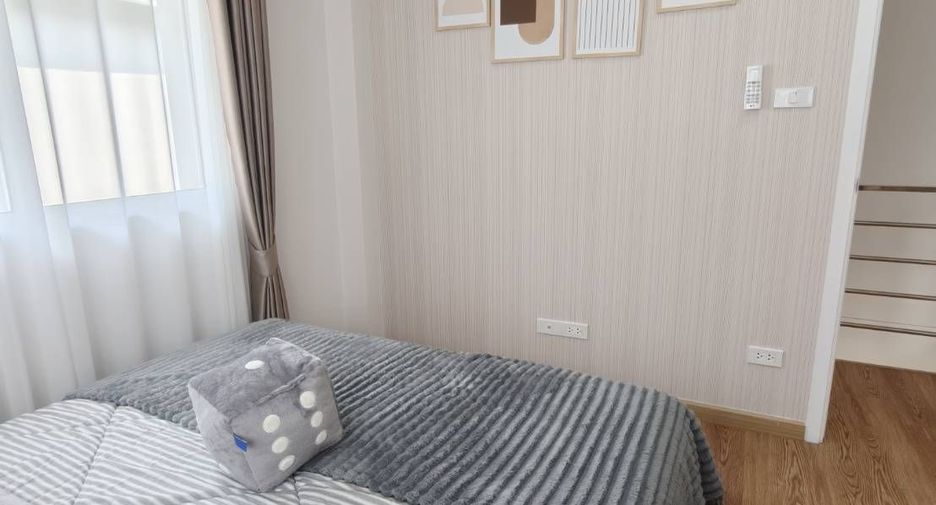 Casa en venta de 3 habitaciones en San Kamphaeng, Chiang Mai