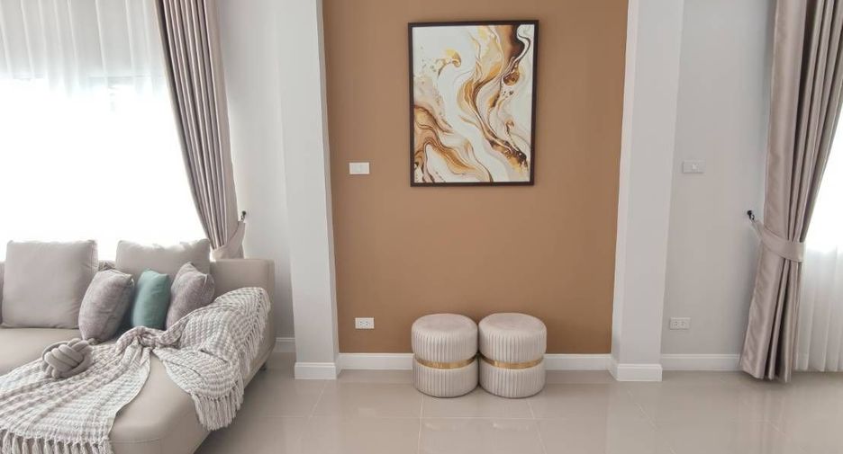 Casa en venta de 3 habitaciones en San Kamphaeng, Chiang Mai