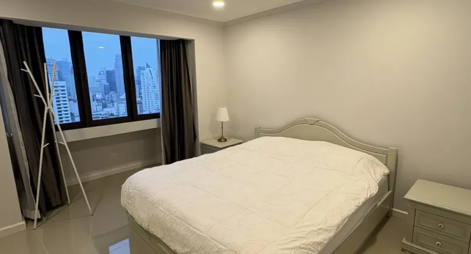 Wohnung zum Kauf mit 2 Zimmer in Khlong Toei, Bangkok