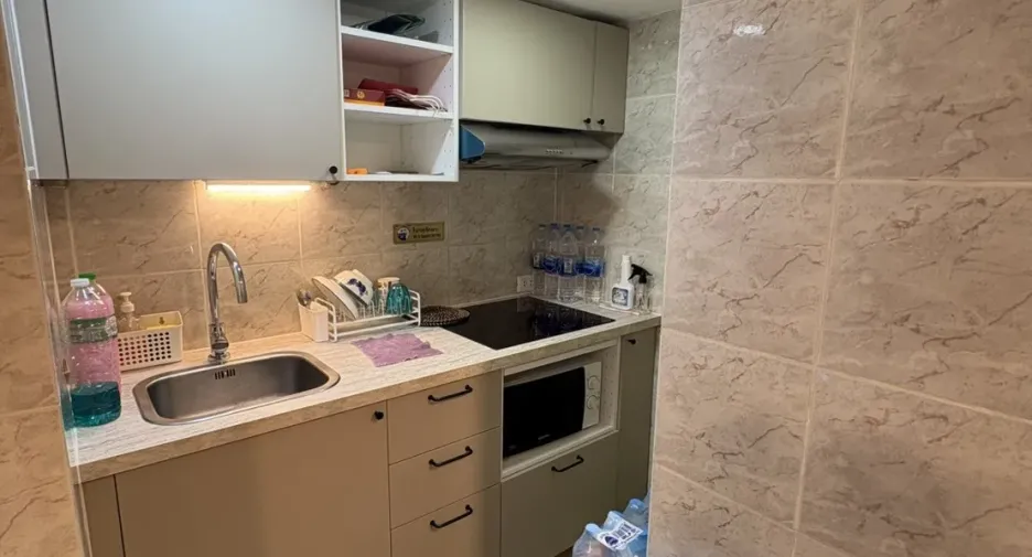 Wohnung zum Kauf mit 2 Zimmer in Khlong Toei, Bangkok