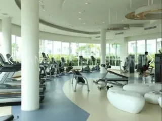 For rent 4 bedrooms townhouse in Yan Nawa, Bangkok