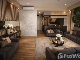 For rent 4 bedrooms townhouse in Yan Nawa, Bangkok