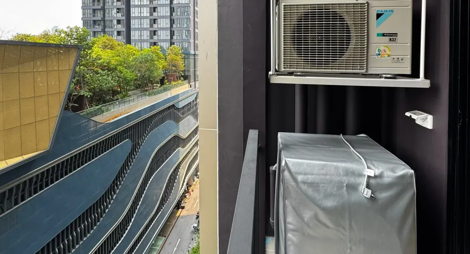 For rent 1 bed condo in Huai Khwang, Bangkok