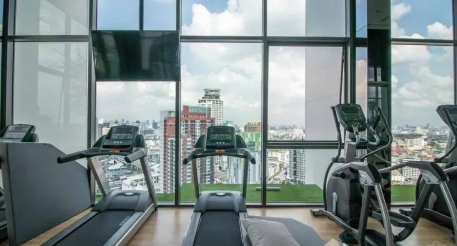 For rent 1 bed condo in Khlong Toei, Bangkok
