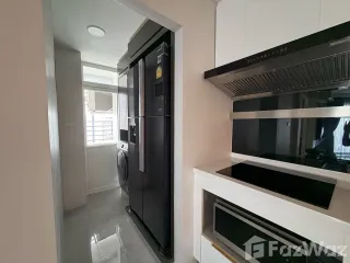 For rent 4 bedrooms condo in Huai Khwang, Bangkok