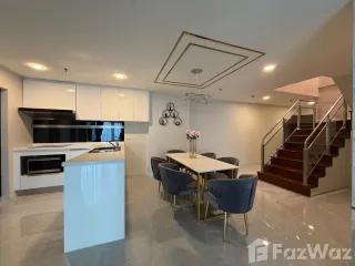 For rent 4 bedrooms condo in Huai Khwang, Bangkok
